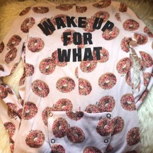 Victoria’s Secret PINK cotton onesie pajama 💕🍩